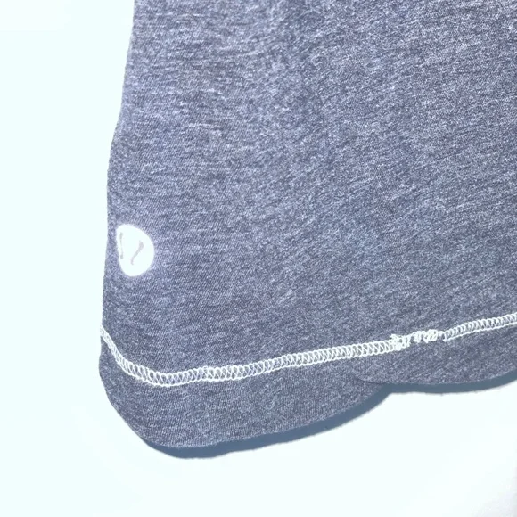 Lululemon Devotion Tee Training Short Sleeve Tee Shirt Size 6 - Picture 6 of 11